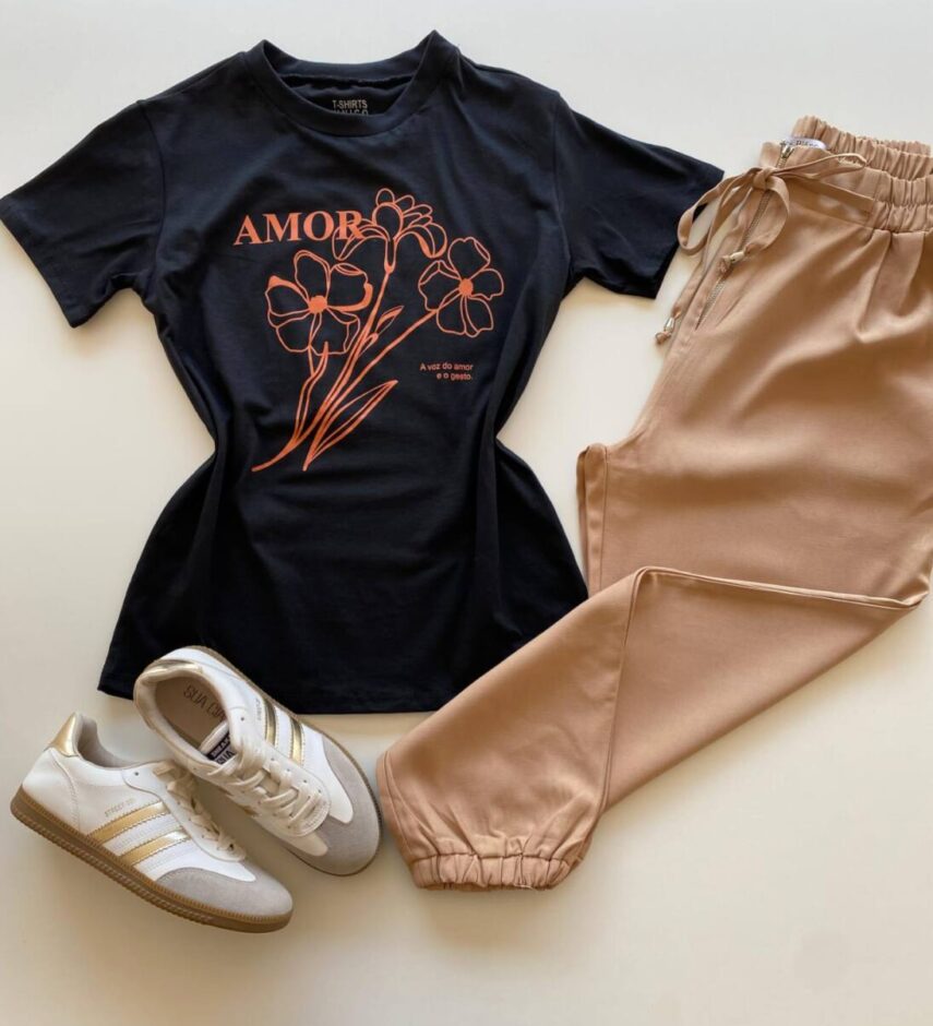 T-shirt Feminina Manga Curta Amor Preta - Fernanda Ramos Store