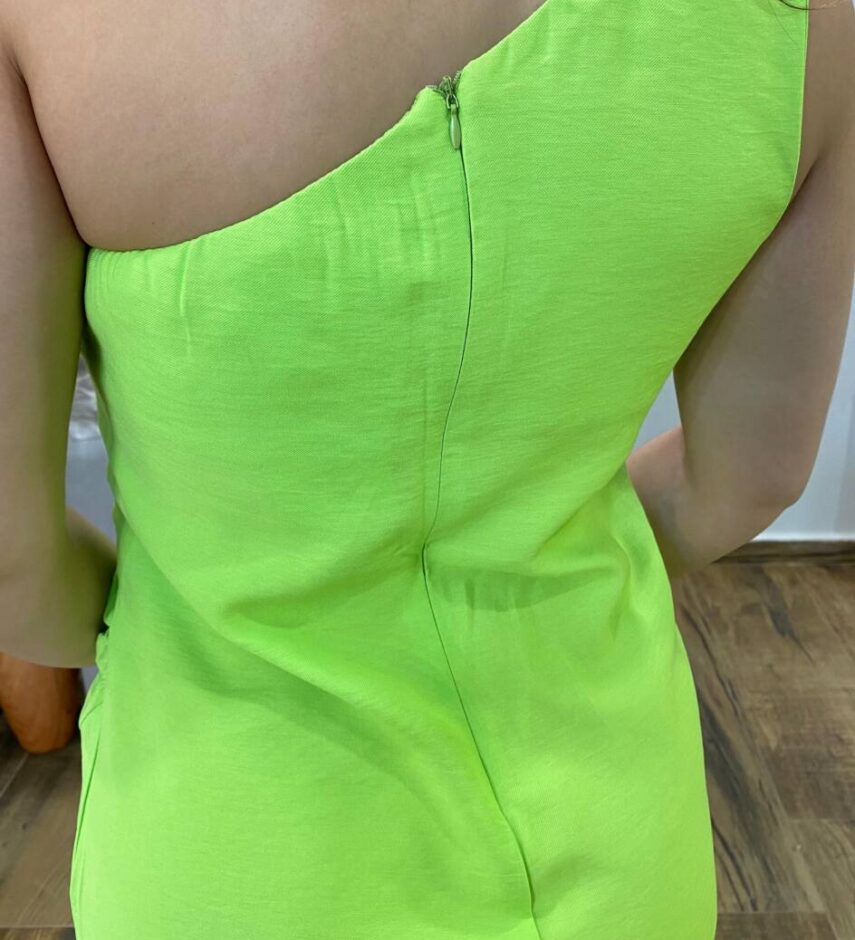 Vestido Curto Luísa sem Bojo Nula Manga Zíper e Fenda Verde Lima - Fernanda Ramos Store