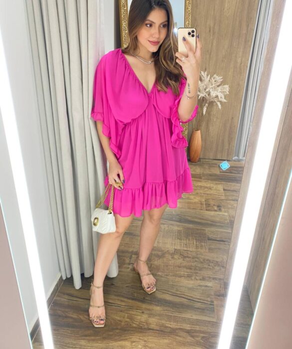 Vestido Curto sem Bojo com Decote em V Manga Flare Pink - Fernanda Ramos Store