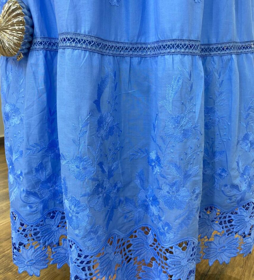 Vestido Longo Maitê com Bojo Detalhe em Guipir Azul - Fernanda Ramos Store