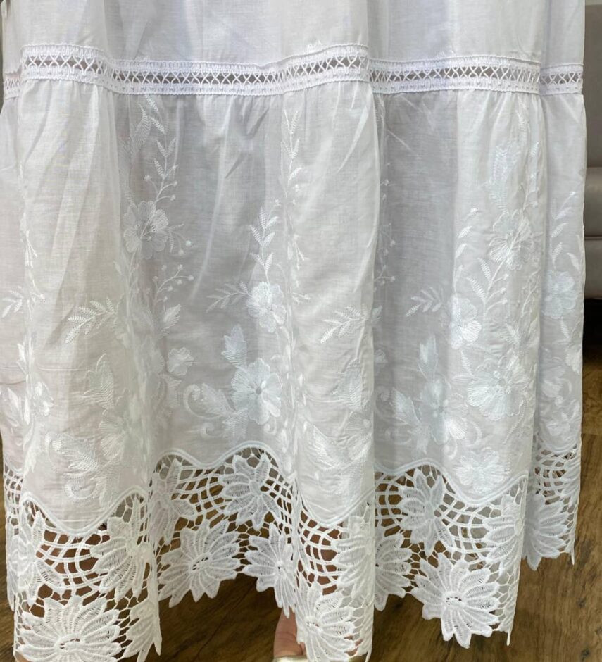 Vestido Longo Maitê com Bojo Detalhe em Guipir Branco - Fernanda Ramos Store