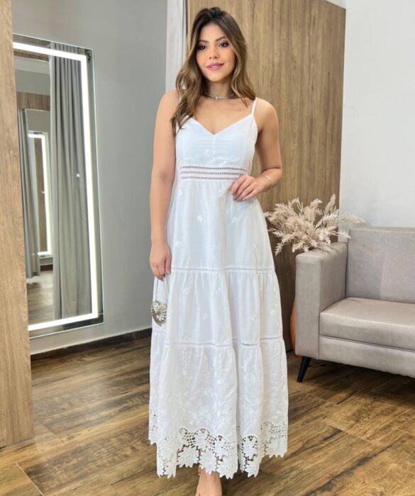 Vestido Longo Maitê com Bojo Detalhe em Guipir Branco - Fernanda Ramos Store