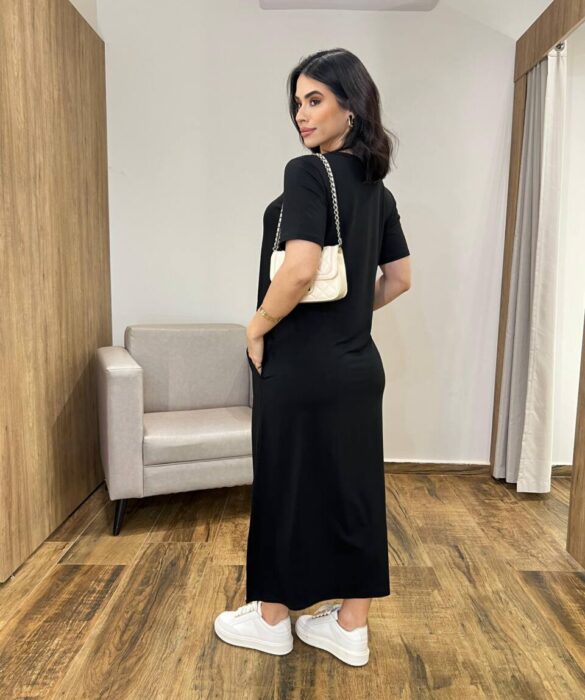 Vestido Longo Manga Curta sem bojo de Malha Fenda Lateral Preto - Fernanda Ramos Store