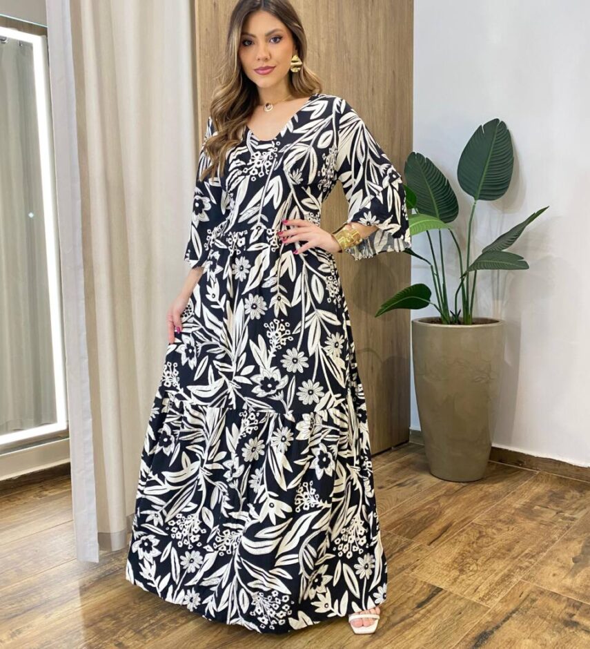 Vestido Longo sem Bojo Manga 3/4 Estampa Floral Preto - Fernanda Ramos Store