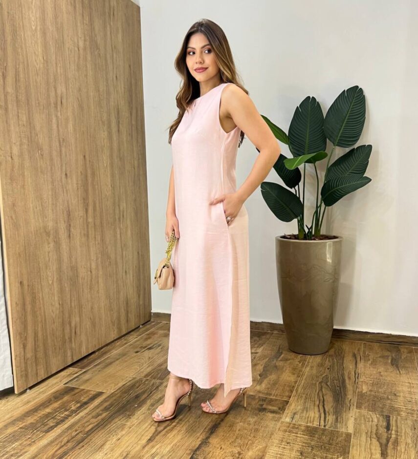 Vestido Midi Ana sem Bojo com Fenda Lateral e Bolsos Rosa Bebê - Fernanda Ramos Store