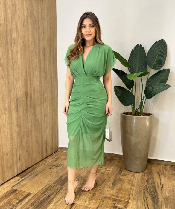 Vestido Midi Jéssica Tule sem Bojo Manga Curta Fenda Frontal Verde Musgo - Fernanda Ramos Store