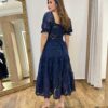 Vestido Midi Manga Curta Camile sem Bojo Detalhes em Guipir Azul Marinho - Fernanda Ramos Store