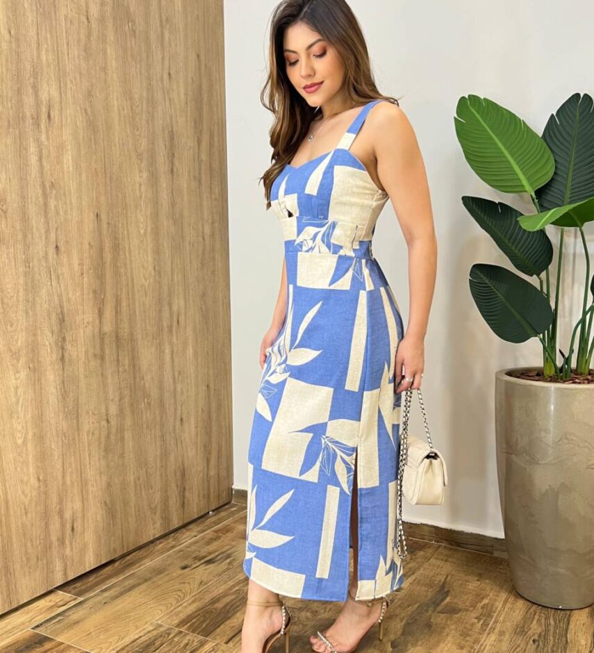 Vestido Midi Suellen sem Bojo Detalhe e Lastex Estampado Azul - Fernanda Ramos Store