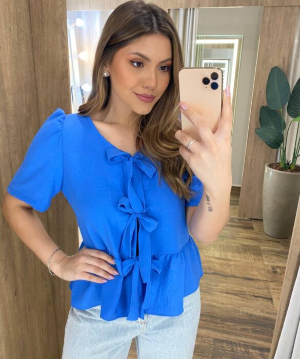 Blusa Bata Manga Curta Alice com Amarração Frontal Azul - Fernanda Ramos Store