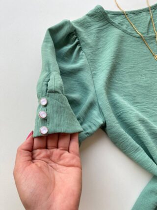 Blusa Feminina Crepe Manga Curta com Detalhe de Botões Verde Menta - Fernanda Ramos Store