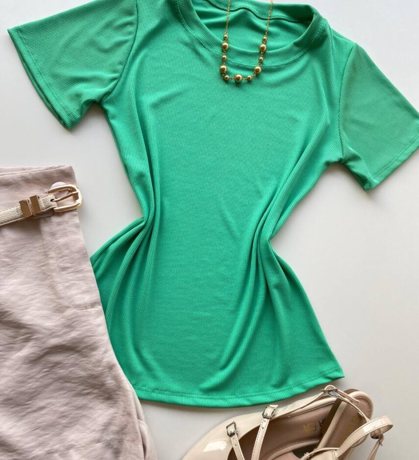 Blusa Feminina Manga Curta Agatha Canelada Verde Bandeira - Fernanda Ramos Store