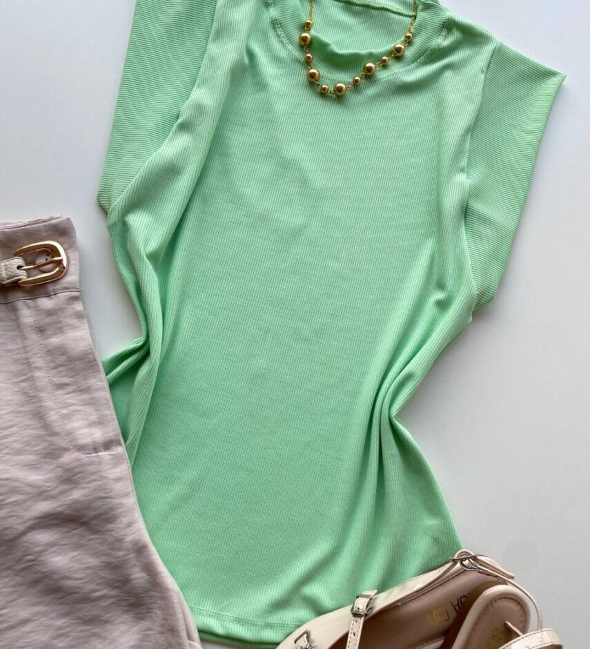 Blusa Tee Muscle Feminina Rebeca Canelada Verde Claro - Fernanda Ramos Store