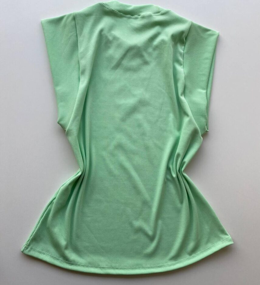 Blusa Tee Muscle Feminina Rebeca Canelada Verde Claro - Fernanda Ramos Store
