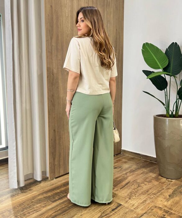 Calça Feminina Alfaiataria Pantalona Aurora Verde Oliva - Fernanda Ramos Store