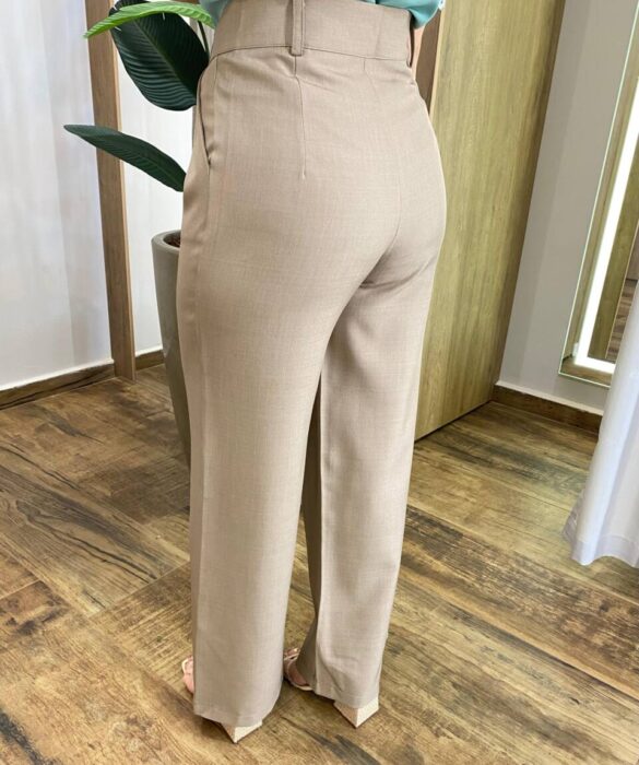 Calça Feminina Diana Alfaiataria Pantalona Caqui - Fernanda Ramos Store