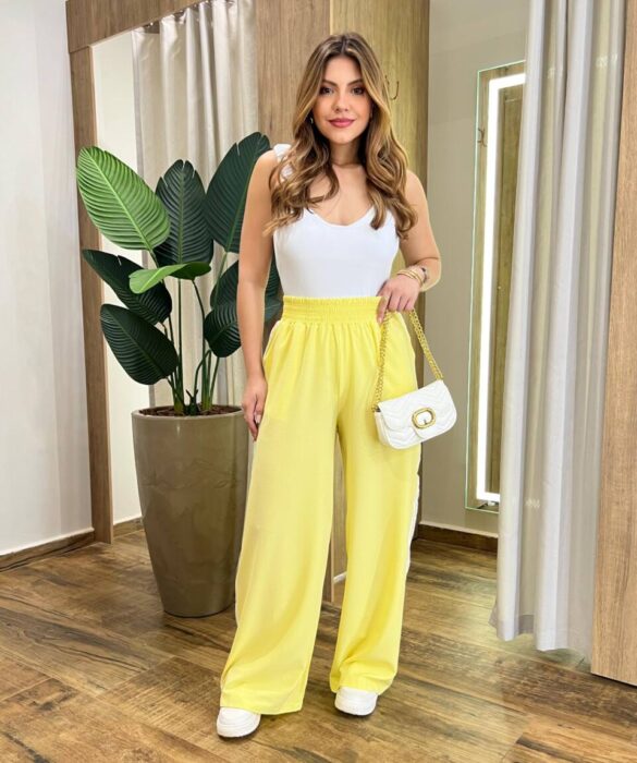 Calça Feminina Pantalona Duda Amarela com Detalhe de Listras - Fernanda Ramos Store