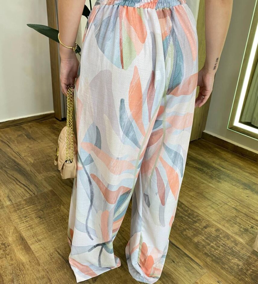 Calça Feminina Pantalona Malú Estampada com Fundo Off White - Fernanda Ramos Store