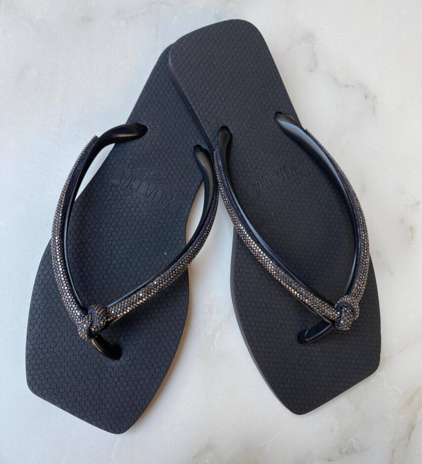 Chinelo Feminino Diamond Preto com Strass - Fernanda Ramos Store