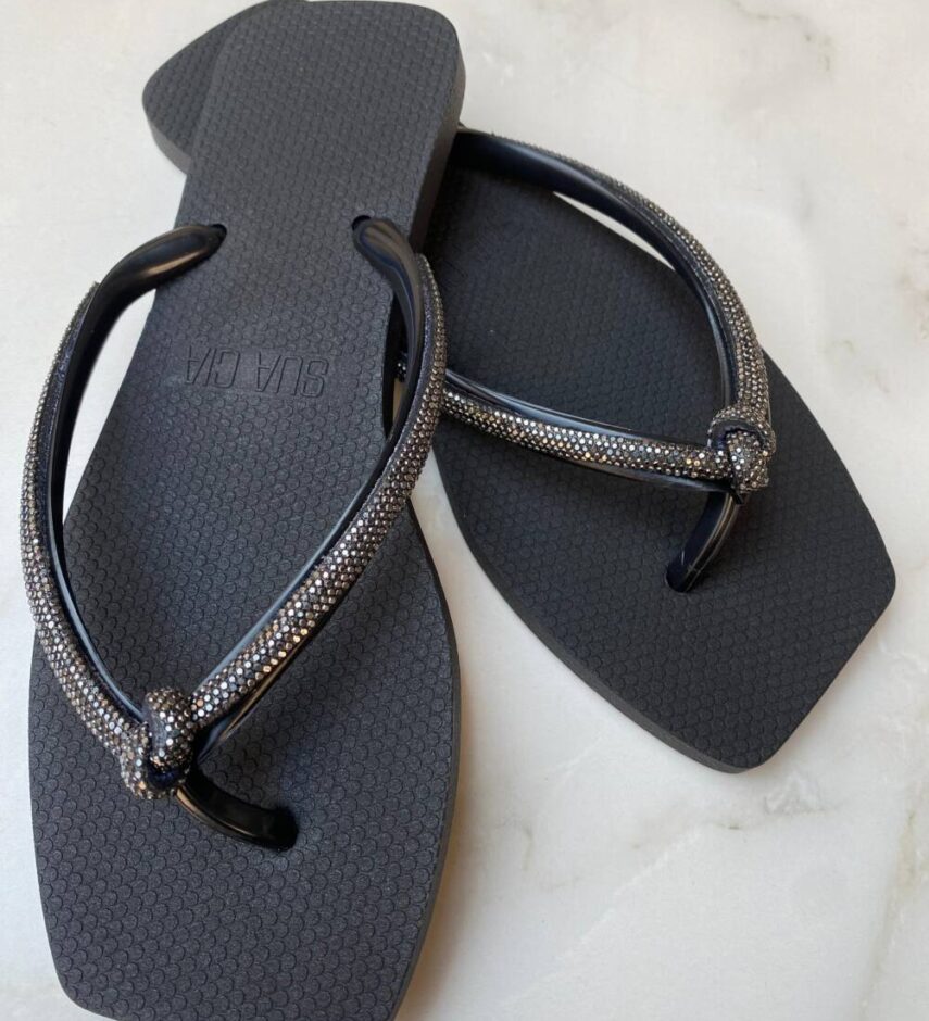 Chinelo Feminino Diamond Preto com Strass - Fernanda Ramos Store