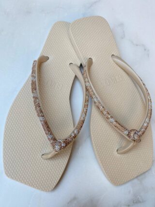 Chinelo Feminino New Diamond Marfim com Strass - Fernanda Ramos Store