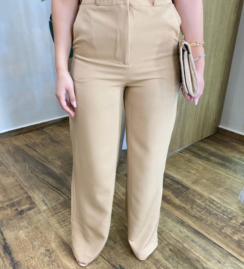 Conjunto Feminino Alfaiataria Fer Cropped e Calça Pantalona Bege - Fernanda Ramos Store