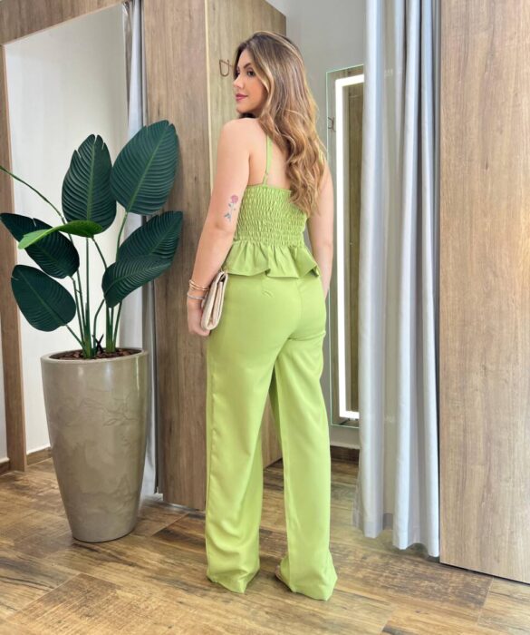 Conjunto Feminino Alfaiataria Fer Cropped e Calça Pantalona Verde - Fernanda Ramos Store