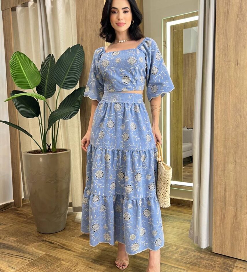 Conjunto Feminino Chloe de Laise Cropped sem Bojo e Saia Midi Azul - Fernanda Ramos Store