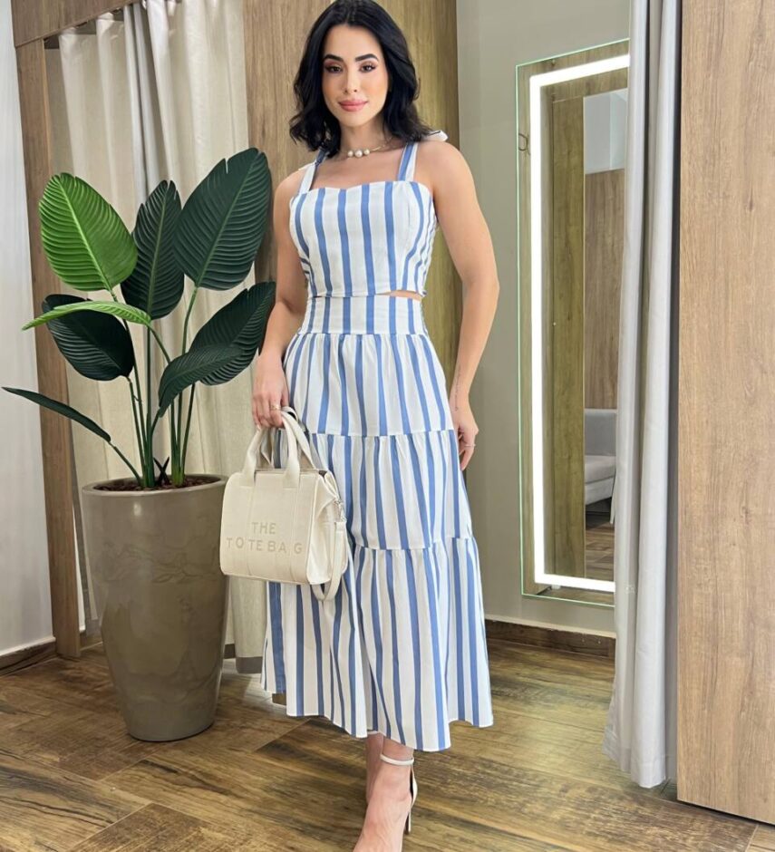 Conjunto Feminino Elo Cropped sem Bojo e Saia Midi Listrado de Azul - Fernanda Ramos Store