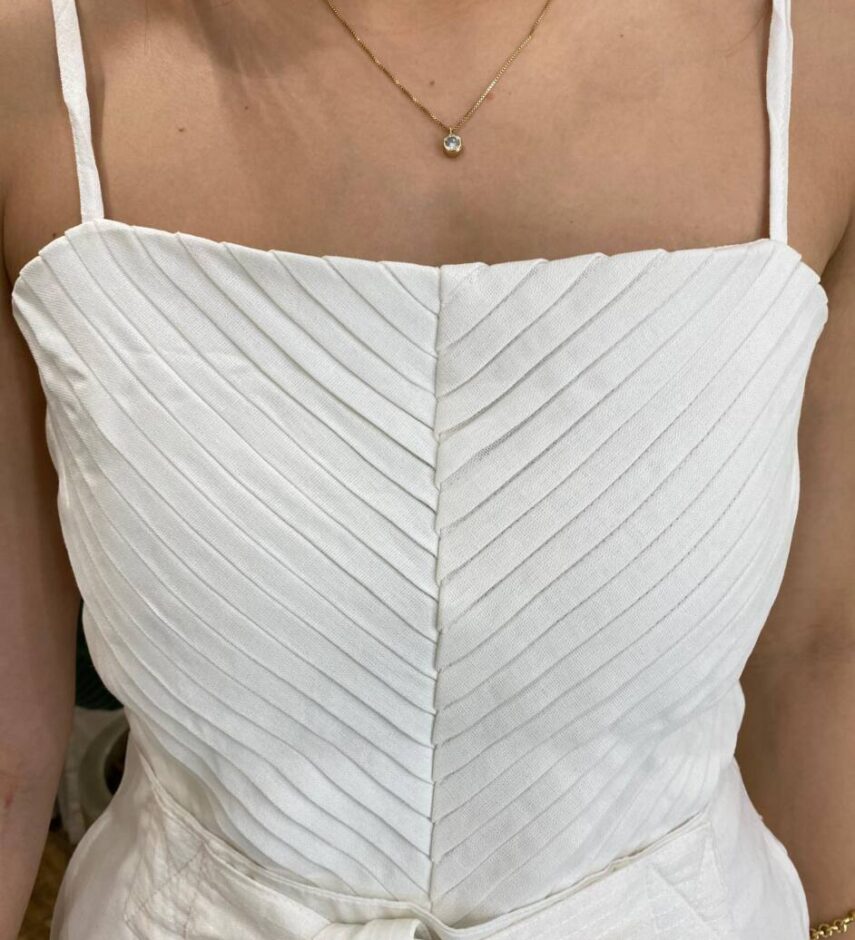 Conjunto Feminino Viscolinho Cropped e Saia Midi Off White com Amarração - Fernanda Ramos Store