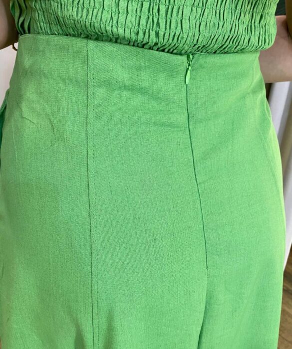 Conjunto Feminino Viscolinho Cropped e Saia Midi Verde com Amarração - Fernanda Ramos Store