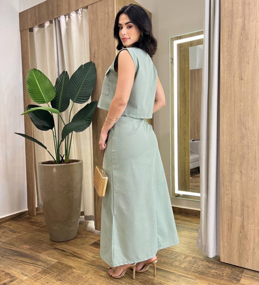 Conjunto Feminino Viscolinho Sophia Cropped e Saia Midi Verde - Fernanda Ramos Store