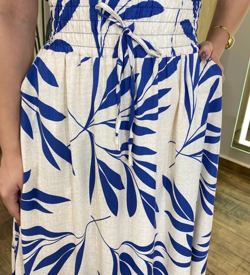 Saia Longa Feminina Ingrid com Bolsos e Fenda Estampada de Azul Bic - Fernanda Ramos Store