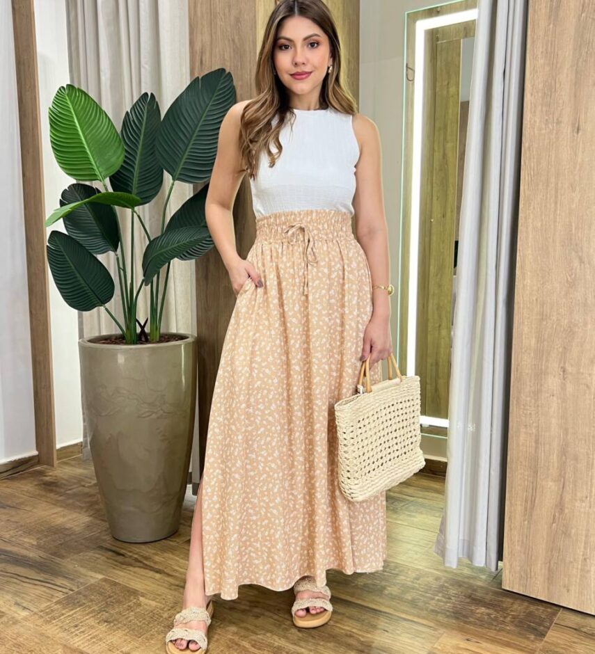 Saia Longa Feminina Luísa com Bolsos e Fenda Bege Estampada - Fernanda Ramos Store