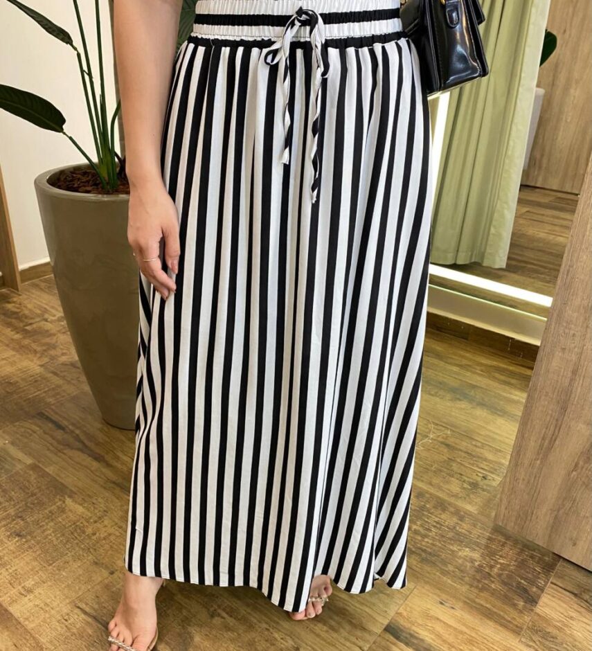Saia Longa Feminina Luísa com Bolsos e Fenda Listrada - Fernanda Ramos Store