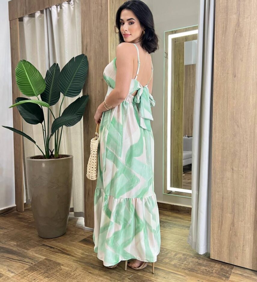 Vestido Longo Helena sem Bojo com Amarração Atrás Estampado de Verde - Fernanda Ramos Store