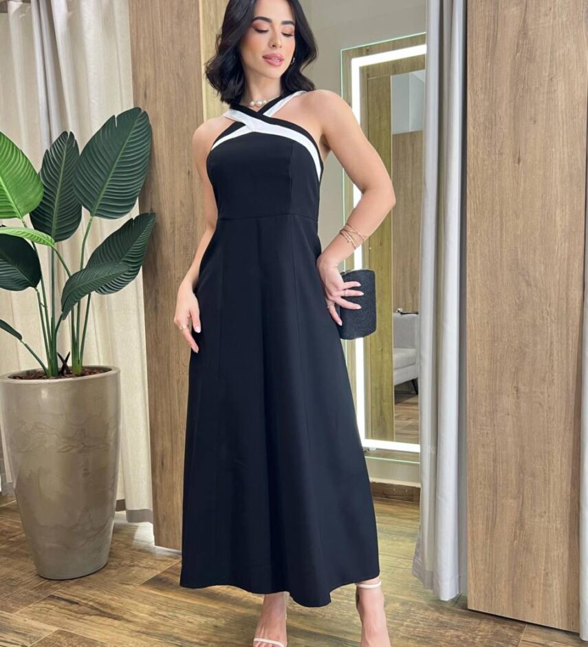 Vestido Midi Ayla sem Bojo Preto com Bolsos e Zíper Atrás - Fernanda Ramos Store
