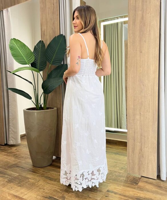 Vestido Midi Bordado sem Bojo com Lastex e Detalhe em Guipir Branco - Fernanda Ramos Store