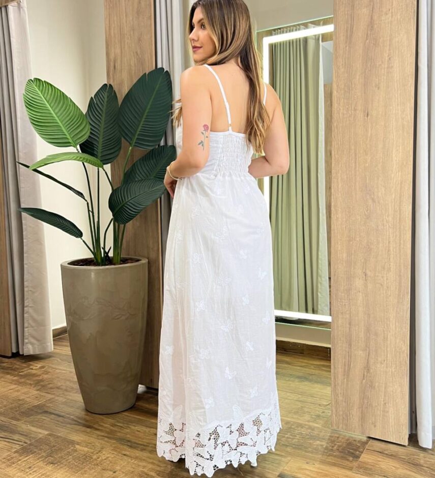Vestido Midi Bordado sem Bojo com Lastex e Detalhe em Guipir Branco - Fernanda Ramos Store