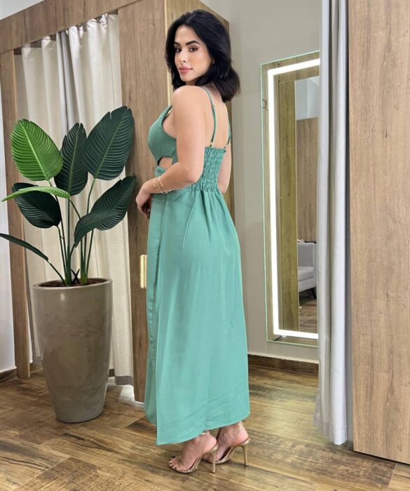 Vestido Midi Luna Alça Regulável com Bojo e Fenda Verde - Fernanda Ramos Store