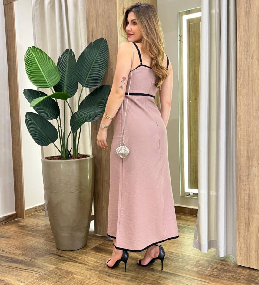 Vestido Midi Zoe sem Bojo Marrom com Fenda Frontal e Detalhe Preto - Fernanda Ramos Store