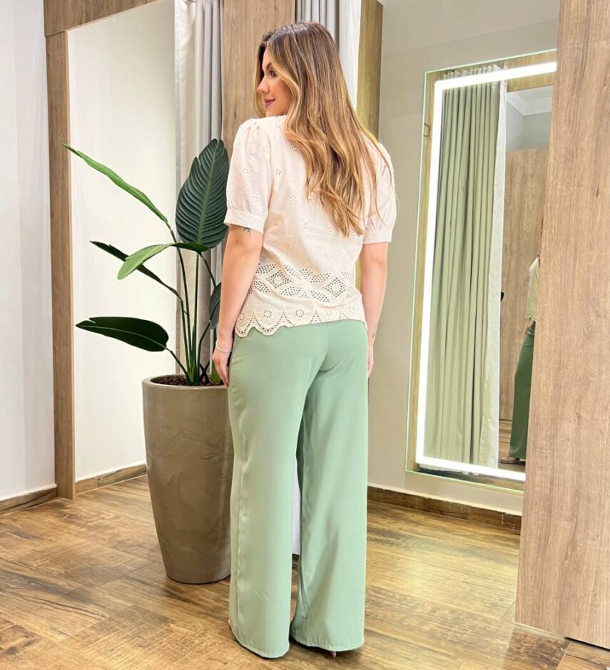 Blusa Feminina Cris Manga Curta de Laise Bege - Fernanda Ramos Store