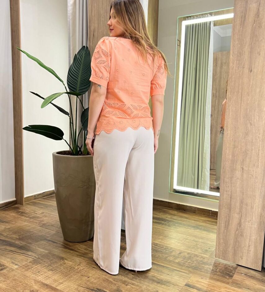 Blusa Feminina Manga Curta Duda de Laise Salmão - Fernanda Ramos Store