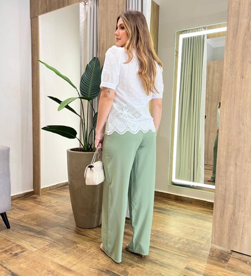 Blusa Feminina Cris Manga Curta de Laise Branca - Fernanda Ramos Store