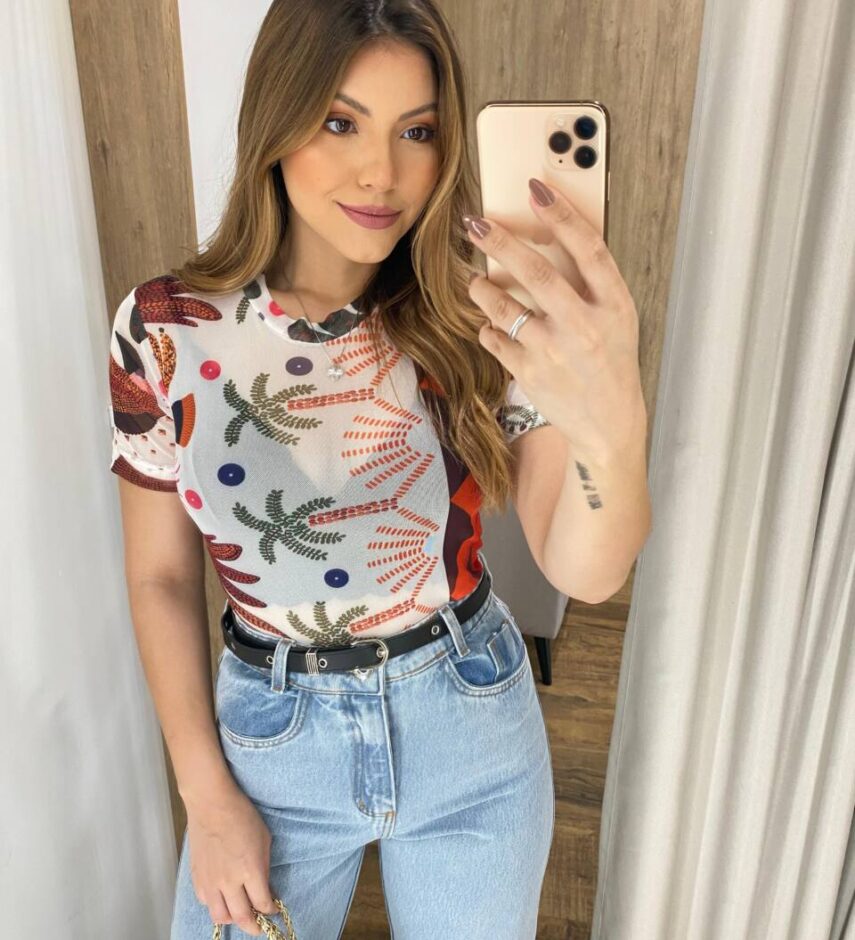 Blusa Feminina Manga Curta Duda de Tule Branca Estampada - Fernanda Ramos Store