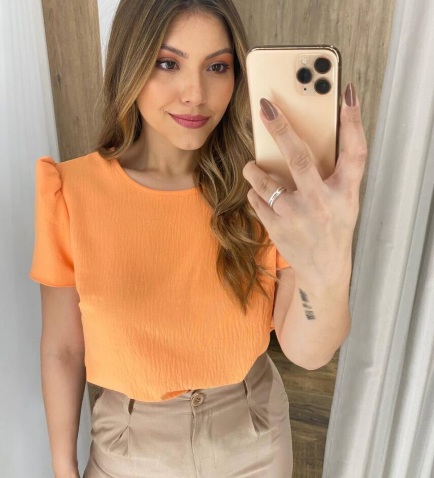 Blusa Feminina Manga Curta Nina de Crepe Laranja - Fernanda Ramos Store