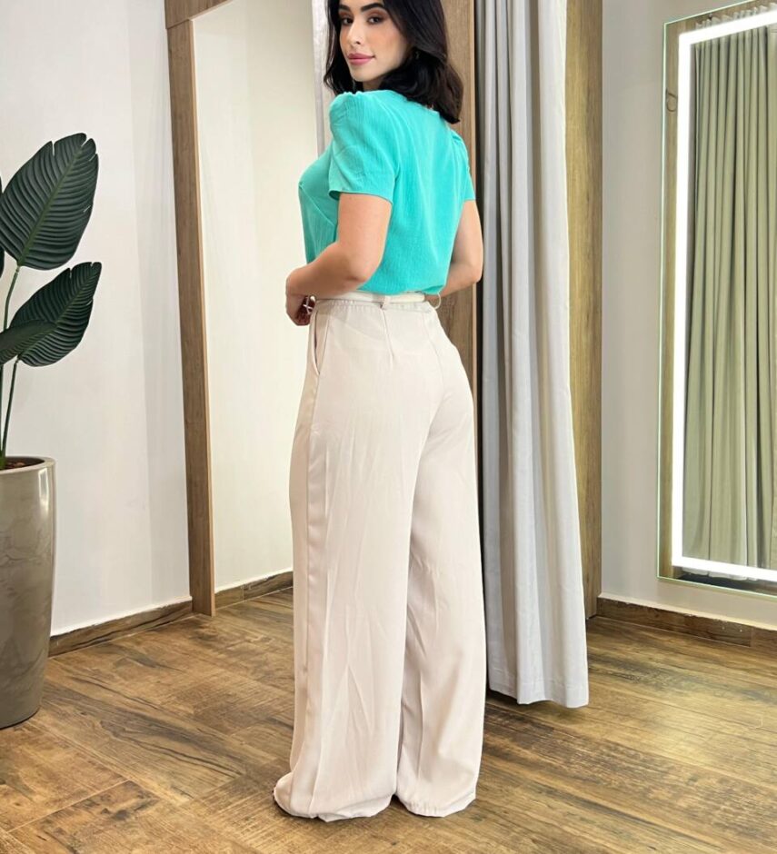 Blusa Feminina Manga Curta Nina de Crepe Verde Água - Fernanda Ramos Store