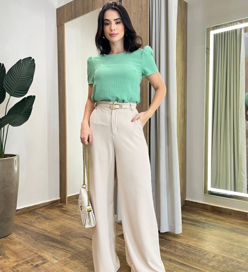 Blusa Feminina Manga Curta Nina de Crepe Verde Menta - Fernanda Ramos Store