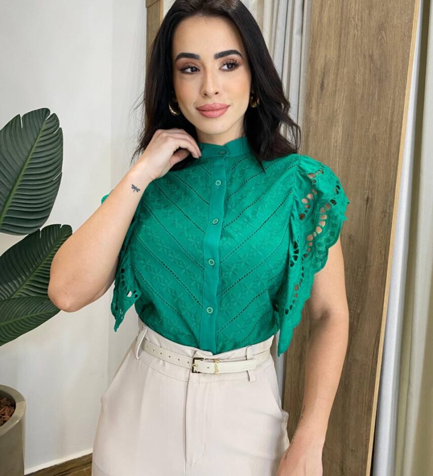 Blusa Feminina Ruty Laise com Botões e Babado nas Mangas Verde - Fernanda Ramos Store