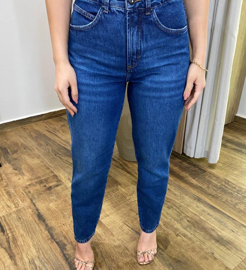 Calça Feminina Mom Alta Cropped com Bolsos Jeans 016317 - Fernanda Ramos Store