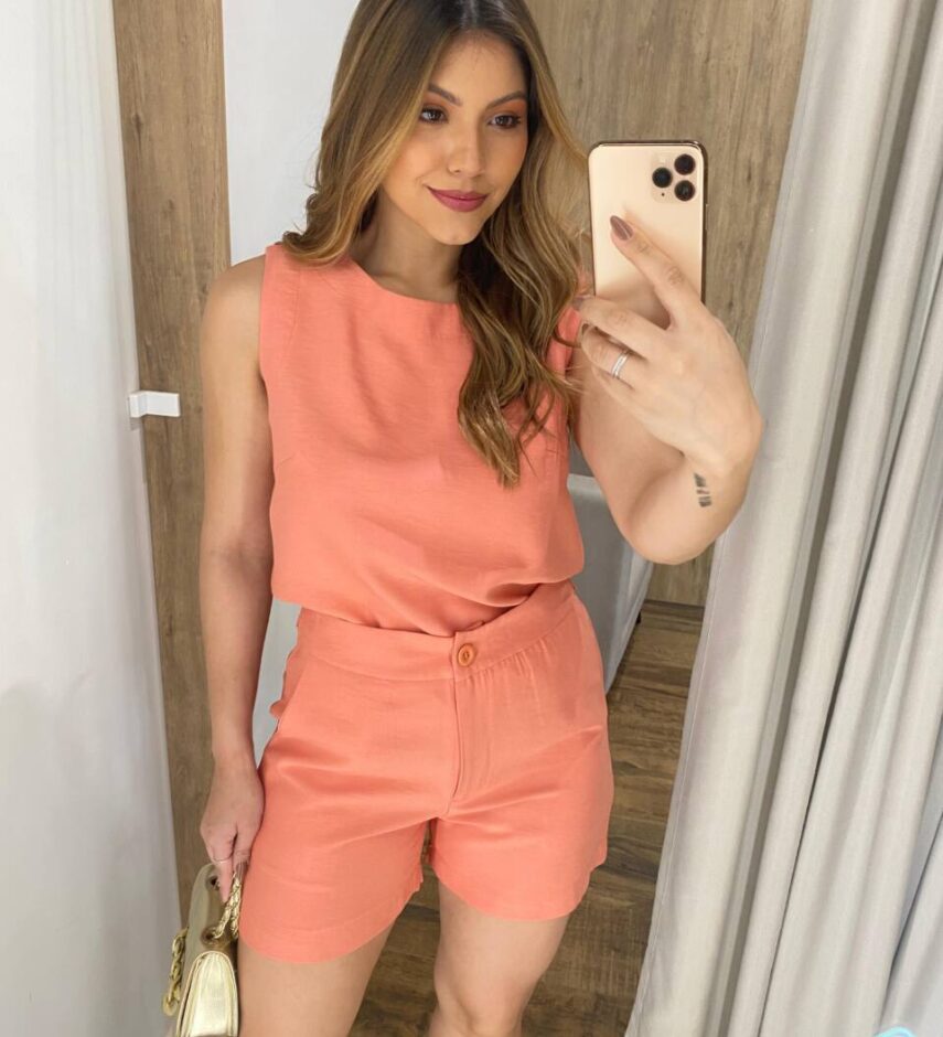 Conjunto Feminino Alfaiataria Lia Regata e Short Salmão - Fernanda Ramos Store